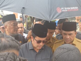 Akhirnya Tunduk pada Tekanan Rakyat, Bupati Aceh Tengah Tanda Tangani Petisi AMG di Depan DPRK