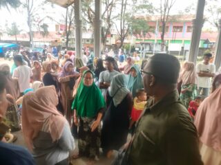 Protes Memuncak! Emak-Emak GP Jawa Desak Kejelasan Data, Hanya 131 KK Tercantum dari 1.300 KK