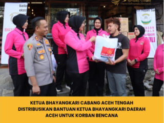 Ketua Bhayangkari Cabang Aceh Tengah Distribusikan Bantuan Ketua Bhayangkari Daerah Aceh untuk Korban Bencana