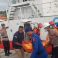 Polairud Polres Lhokseumawe Terlibat Evakuasi ABK Meninggal Dunia di Perairan Krueng Geukueh