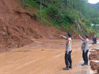 Polsek Lut Tawar Patroli Monitoring, Warga Diminta Waspada Dampak Curah Hujan Tinggi