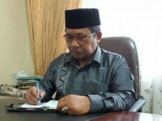 Mediasi Capai Kesepakatan:Zikriadi, Tunggakan Gaji Pegawai DLH Dalam Proses Penyelesaian.