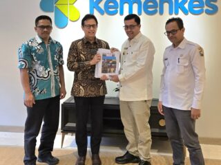 Bupati Haili Yoga Usulkan Penguatan Infrastruktur dan SDM Kesehatan Aceh Tengah Kepada Menteri Kesehatan