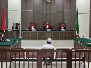 Dana Desa Diduga Dikelola Sepihak, Keuchik Gampong Lancang Hadapi Dakwaan Atas Korupsi Rp450,7 Juta
