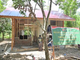 Rumah Nyak Ubit Perlahan Bangkit, Satgas TMMD ke 129 Wujudkan Hunian Layak untuk warga Kurang Mampu. 