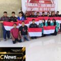 Muda Seudang dan Putroe Aceh Bireuen Bagikan Bendera, Ajak Masyarakat Rawat Perdamaian Aceh