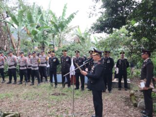 Polres Aceh Tengah Lepas Alm. Aiptu Iswandi dengan Penghormatan Terakhir dalam Tradisi Kepolisian