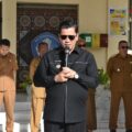 Bupati Aceh Tengah Jadi Pembina Apel di Tiga SD di Pegasing, Apresiasi Petugas Upacara dan Siswa Paling Disiplin