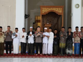 Safari Jumat di Delapan Lokasi, Polres Pidie Jaya Perkuat Sinergi dan Kepercayaan Masyarakat*